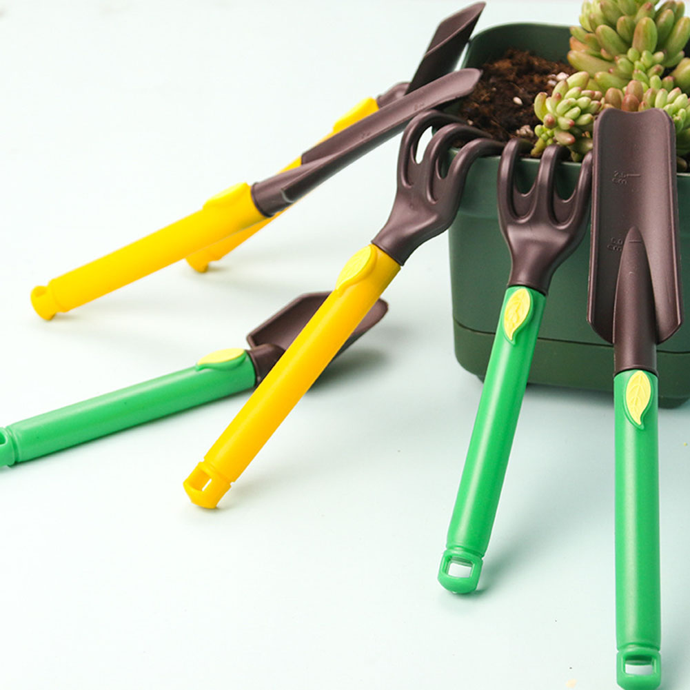 3pcs Kids Gardening Tools Kit  - مراجعة Gardening Tools Toddler وسعره